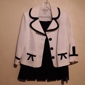 Women's jacket and skirt